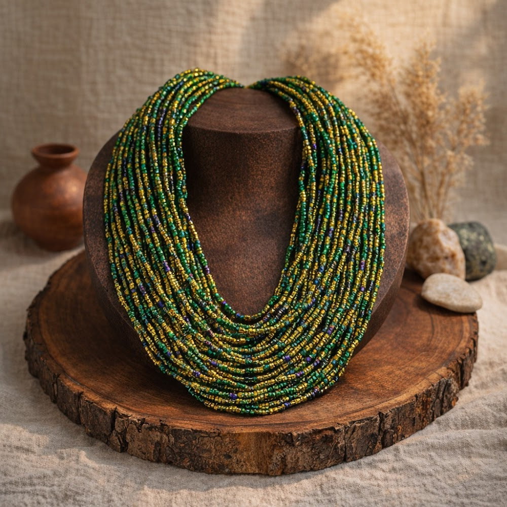 Valyo Heritage necklaces - VH-NKL-BEAD-GRNGLD-057 - Lifestyle